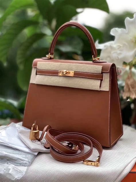 precio de bolsas hermes originales|hermes bag second hand.